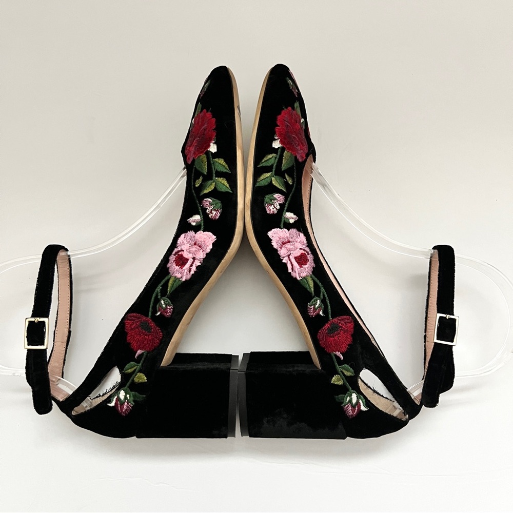 Kate Spade Black Velvet Floral Embroidered Block Heel Ankle-Strap Pumps 9 - Picture 3 of 8